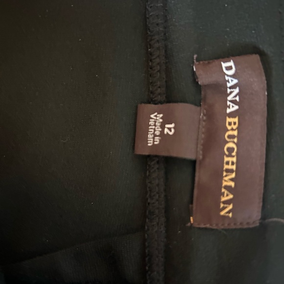 Gently Used Dana Buchman Deco Fantasy Skirt in Black and Beige Size 12 - Picture 3 of 6